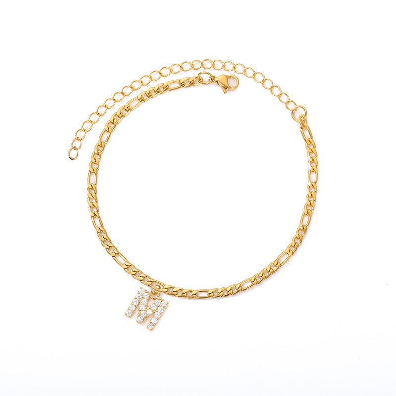 Armbånd med personlig initial - skræddersyet elegance